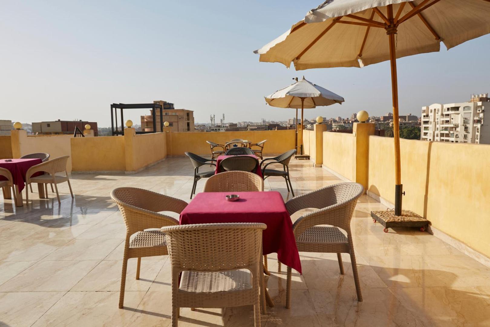 Grand Pyramid View Hotel Kafret el-Gabal Eksteriør bilde