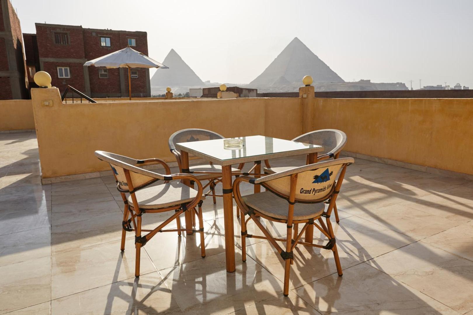 Grand Pyramid View Hotel Kafret el-Gabal Eksteriør bilde
