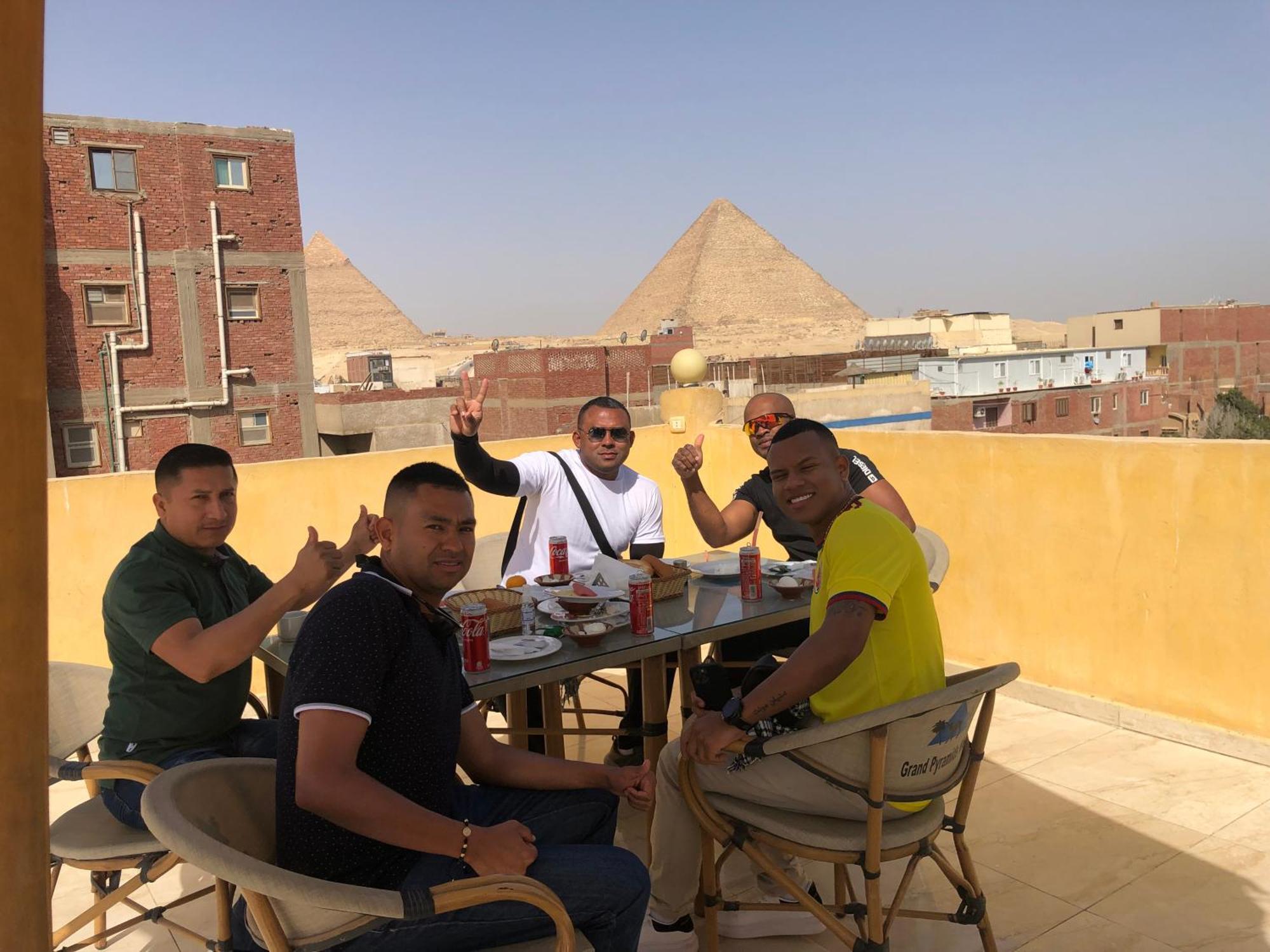 Grand Pyramid View Hotel Kafret el-Gabal Eksteriør bilde