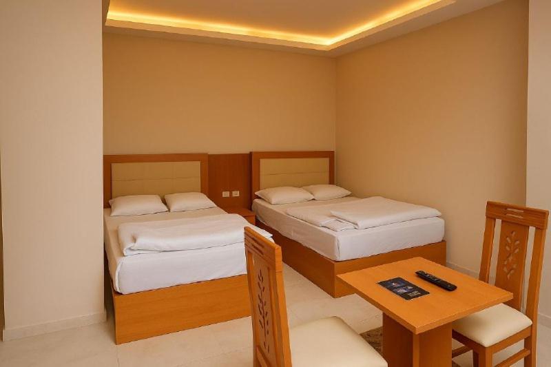 Grand Pyramid View Hotel Kafret el-Gabal Eksteriør bilde